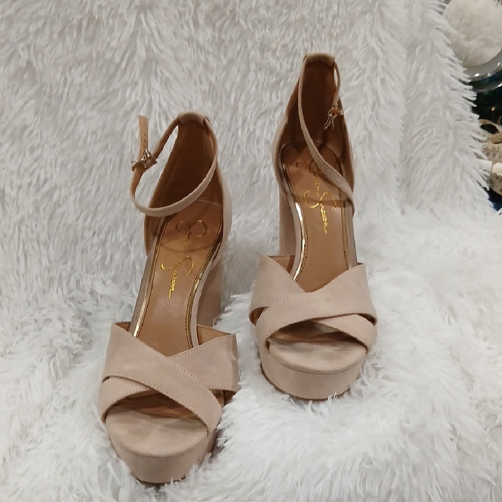 Jessica Simpson Beige Crisscross Heels